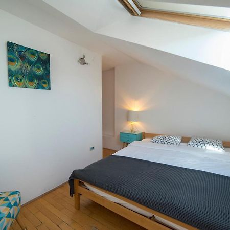 Octogon Apartment Zagabria Esterno foto