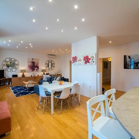 Octogon Apartment Zagabria Esterno foto