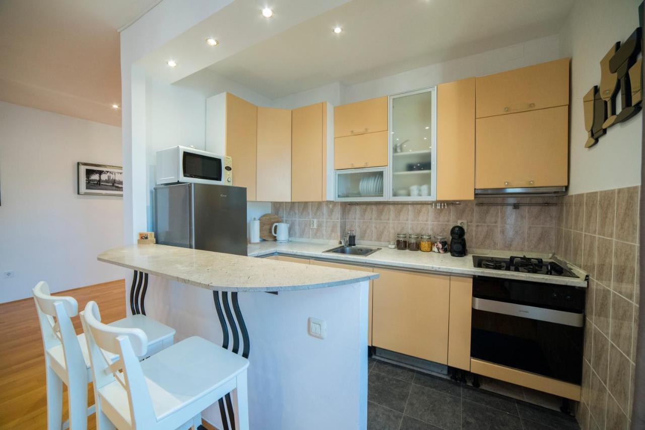 Octogon Apartment Zagabria Esterno foto
