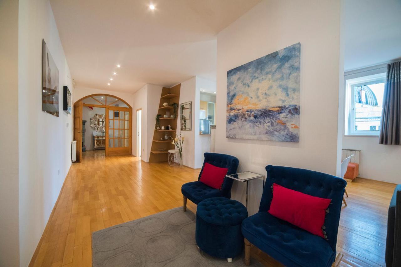 Octogon Apartment Zagabria Esterno foto